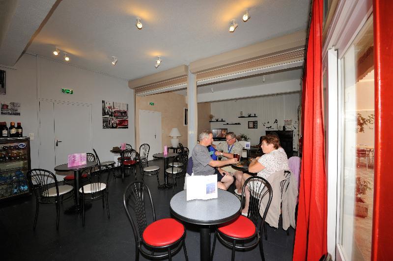 Azureva La Malene Hotel Lozere Zewnętrze zdjęcie